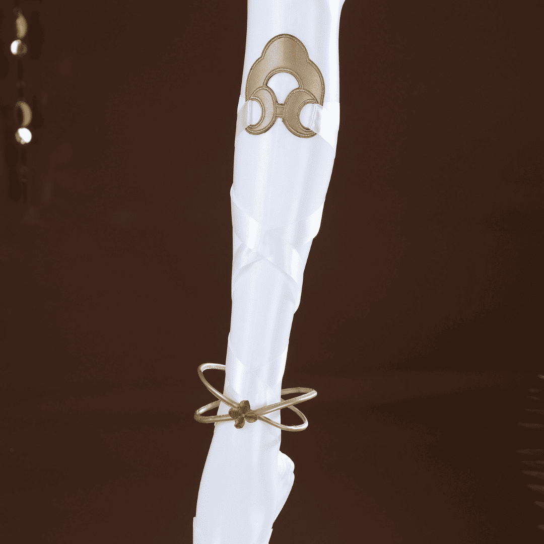 Decorative white staff with gold emblem and design on a dark background Rolecosplay Wuthering Waves Iuno Cosplay Costume