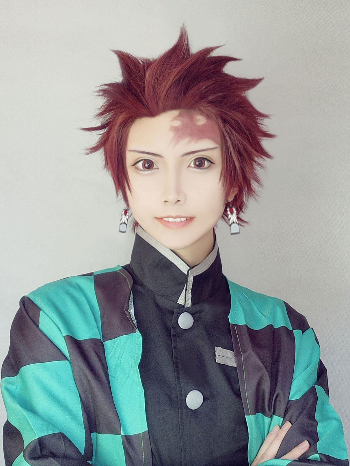 Blade of Demon Kimetsu no Yaiba Tanjirou Kamado Red Black Cosplay Wigs