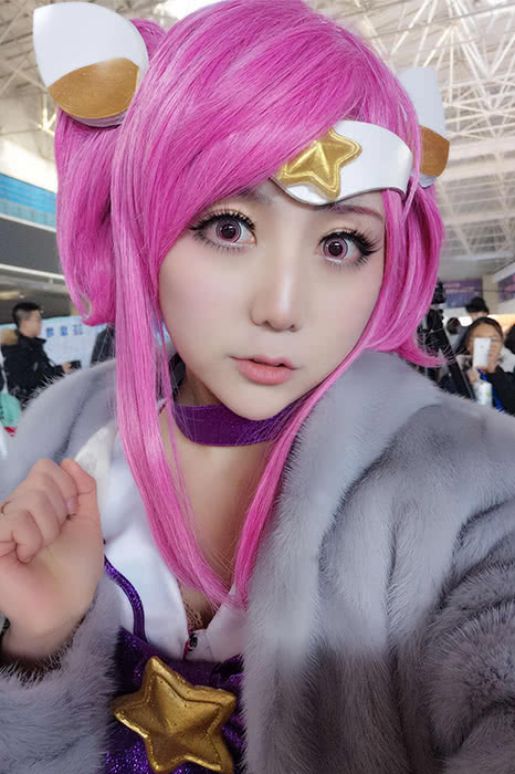 Game LOL Star Guardian Champion Lux Pink Short Cosplay Wigs with Ponytails