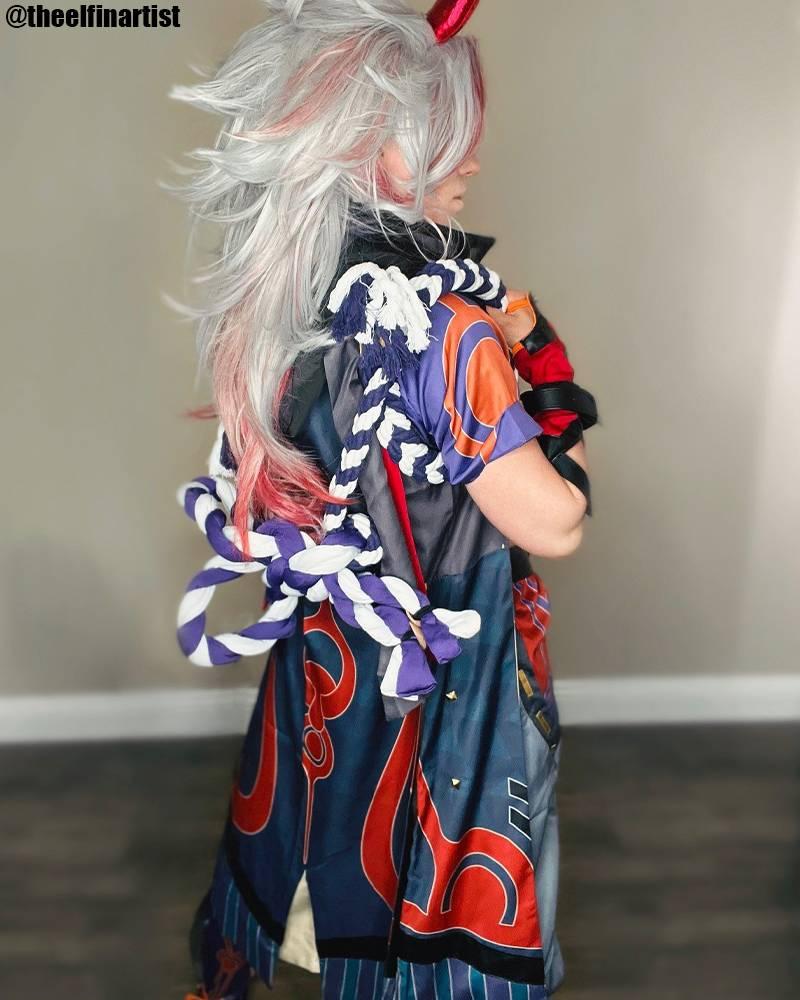 Genshin Impact Arataki Itto Grey Mixed Red Long Cosplay Wigs