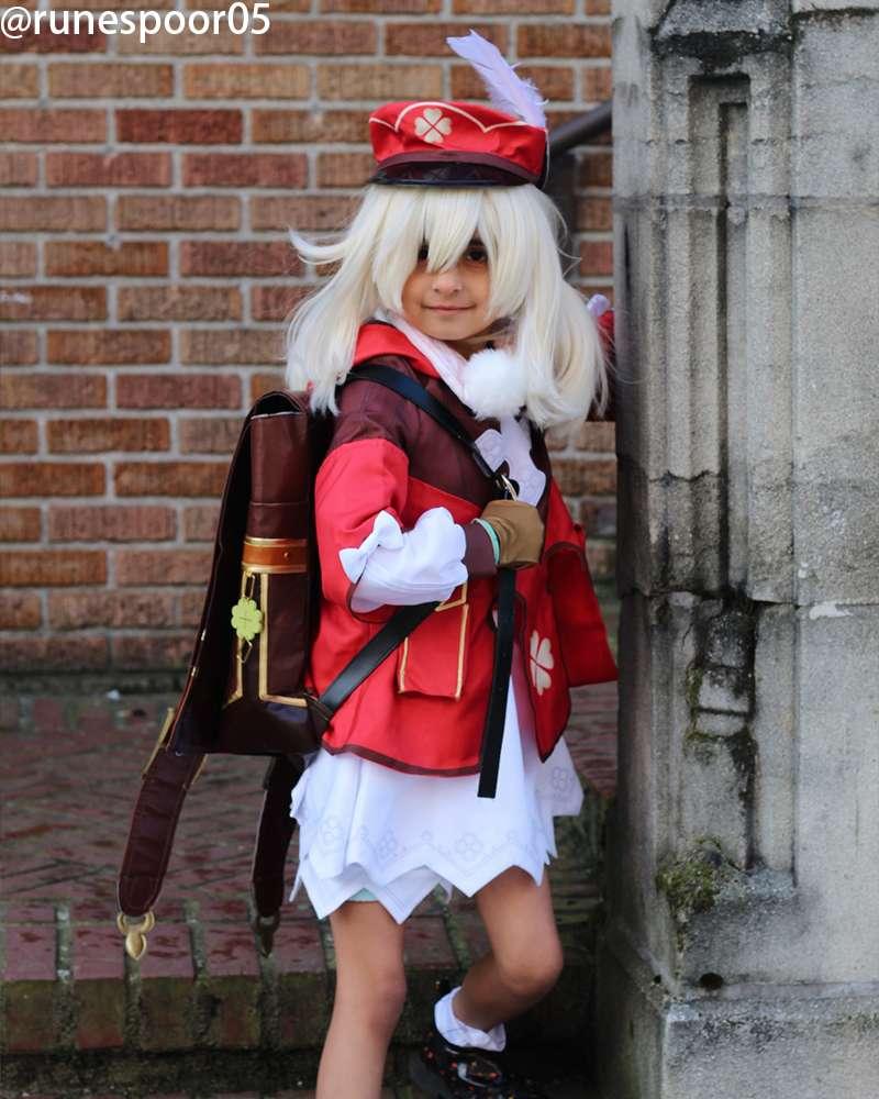 Genshin Impact Klee Beige Ponytail Cosplay Wigs