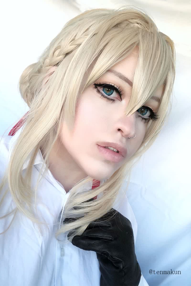 Anime Violet Evergarden Violet Evergarden Synthetic Short Blonde Cosplay Wigs