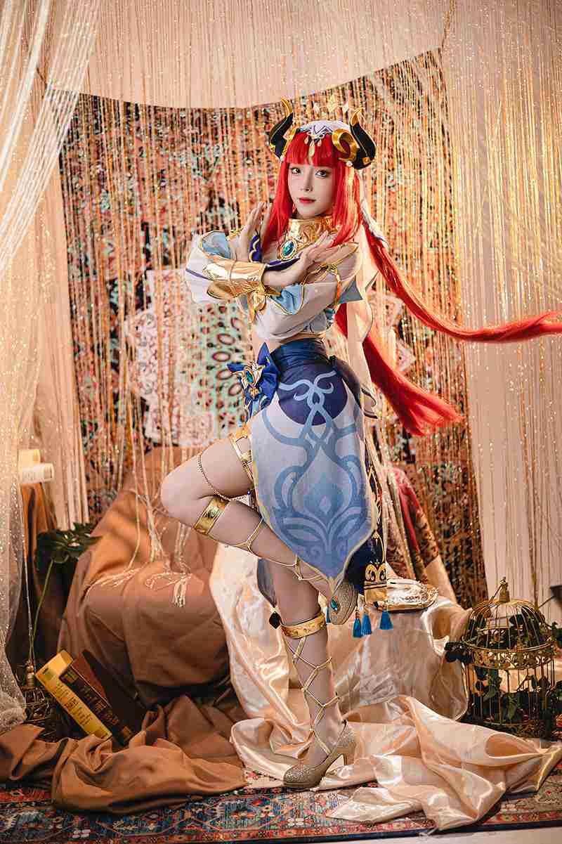 Game Genshin Impact Sumeru Nilou Red Cosplay Wigs