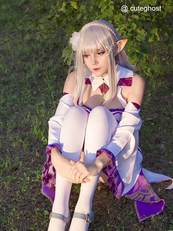 ReZERO -Starting Life in Another World Emilia Synthetic Anime Long Grey Cosplay Wigs