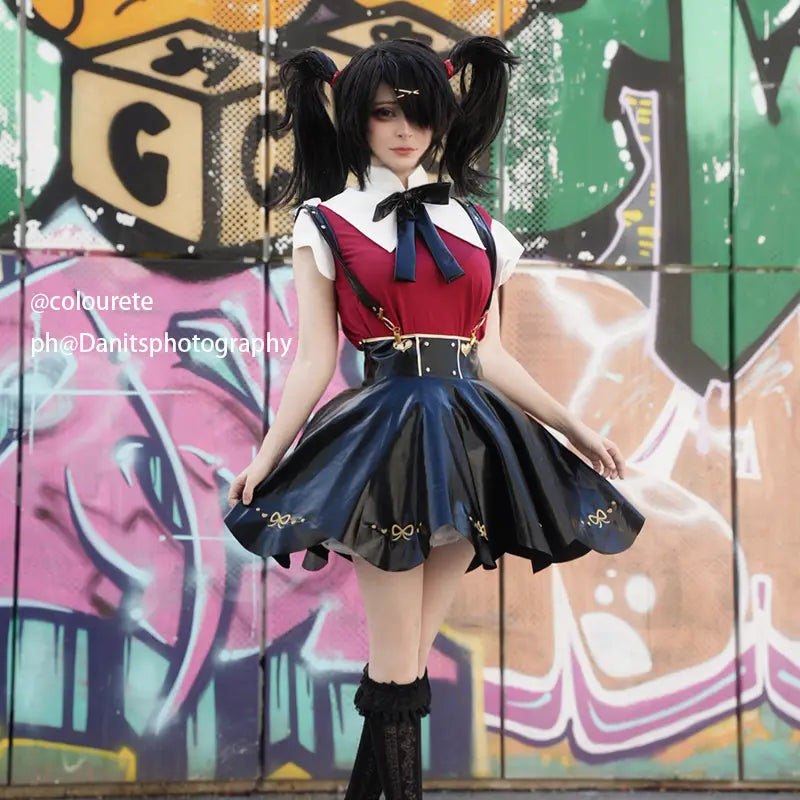 Rolecosplay Crimson Heart Gothic Lolita Dress with Bow & Heart Details